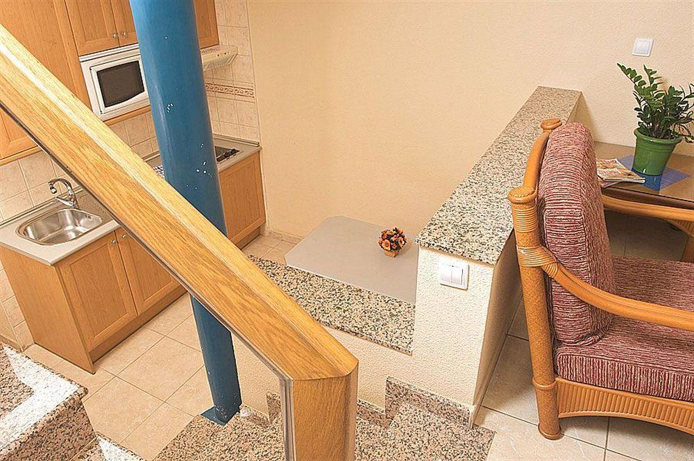 Apartamentos Punta Marina By Livvo Морро-дель-Хабле Экстерьер фото