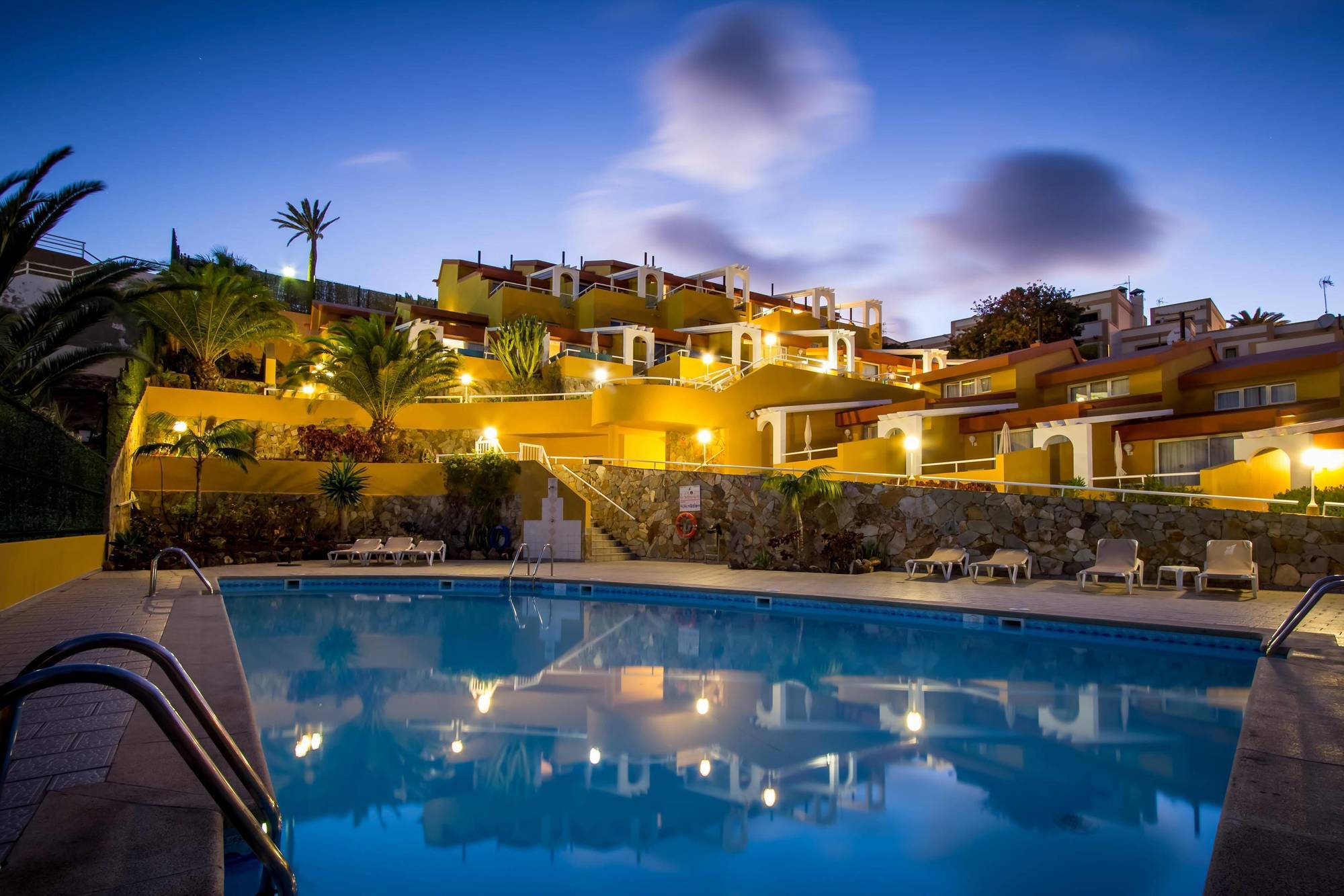 Apartamentos Punta Marina By Livvo Морро-дель-Хабле Экстерьер фото